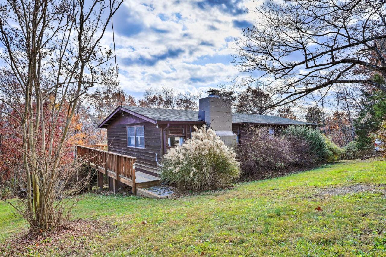 Calming Shenandoah Valley Cabin With Hot Tub! Villa Luray Esterno foto