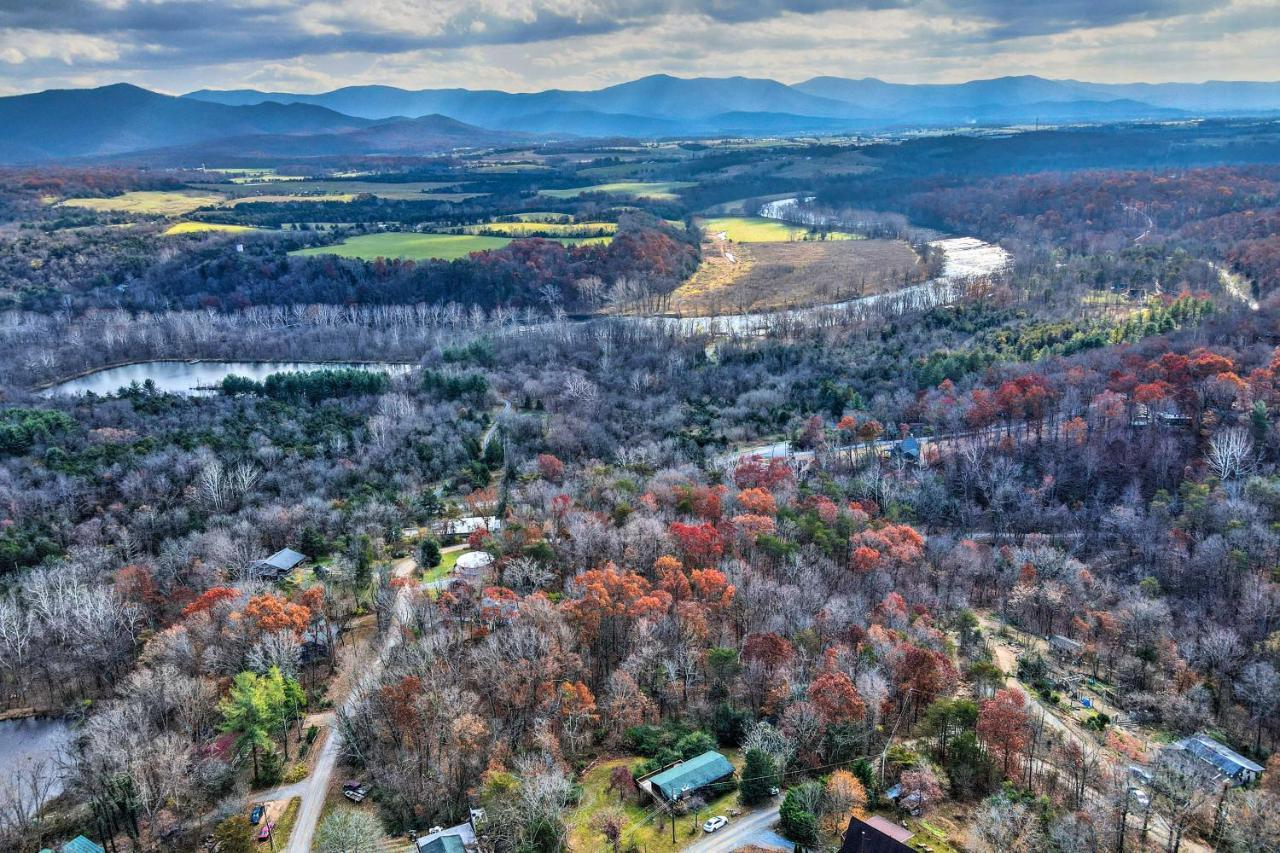 Calming Shenandoah Valley Cabin With Hot Tub! Villa Luray Esterno foto